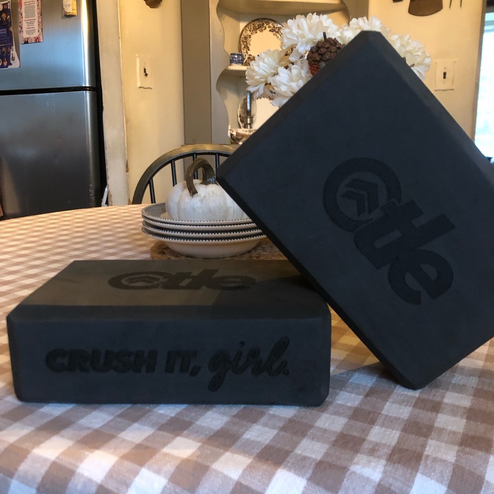 Black Yoga Block Set